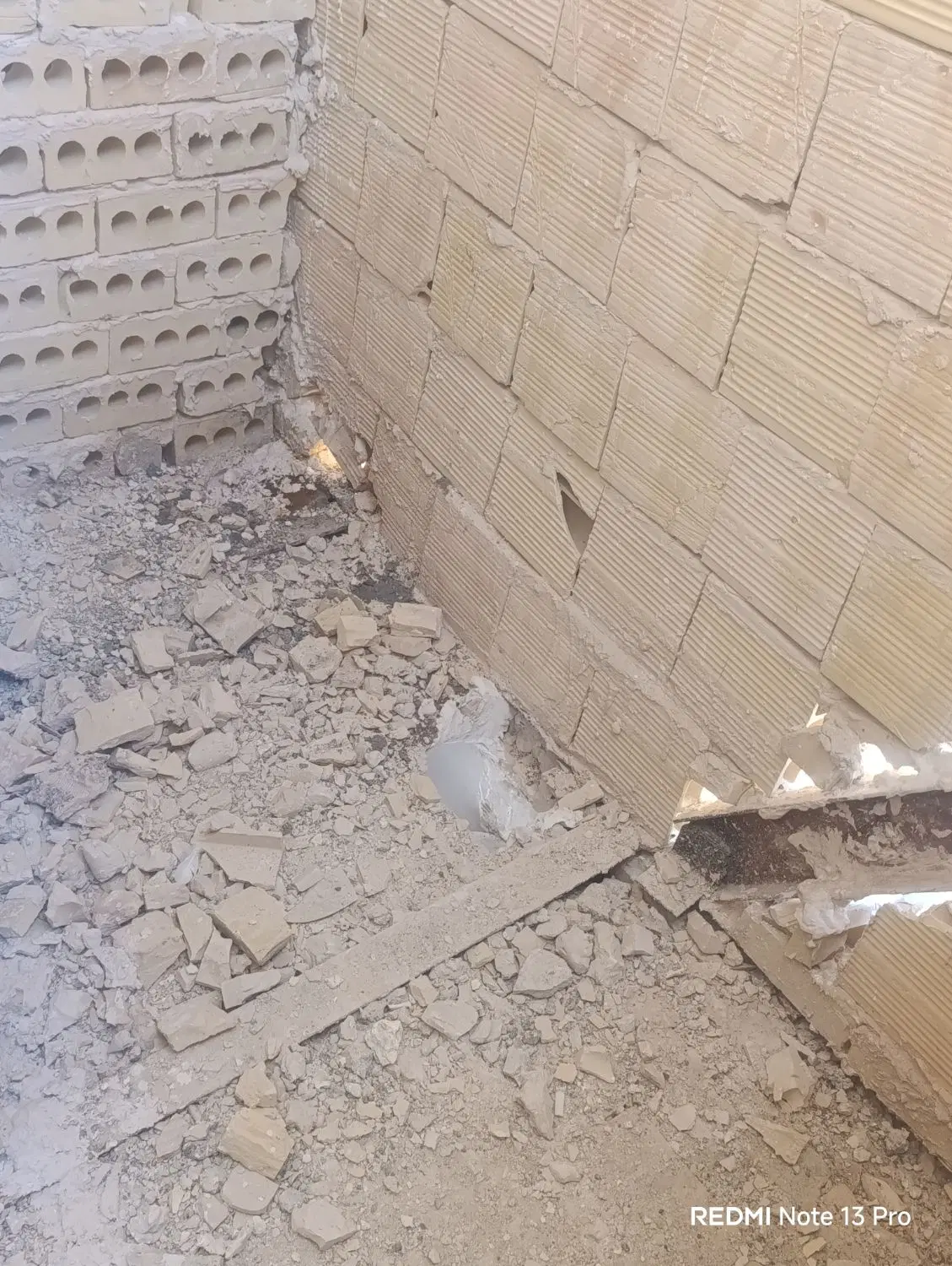 آپارتمان ۱۱۵متری نیمه ساز