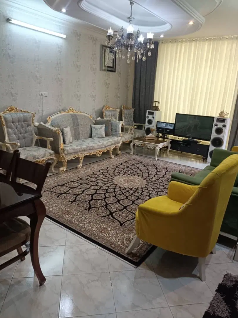 ۸۵ متر نوساز ۱۴۰۴ ۲ خواب واقع در هاشمی مهنه