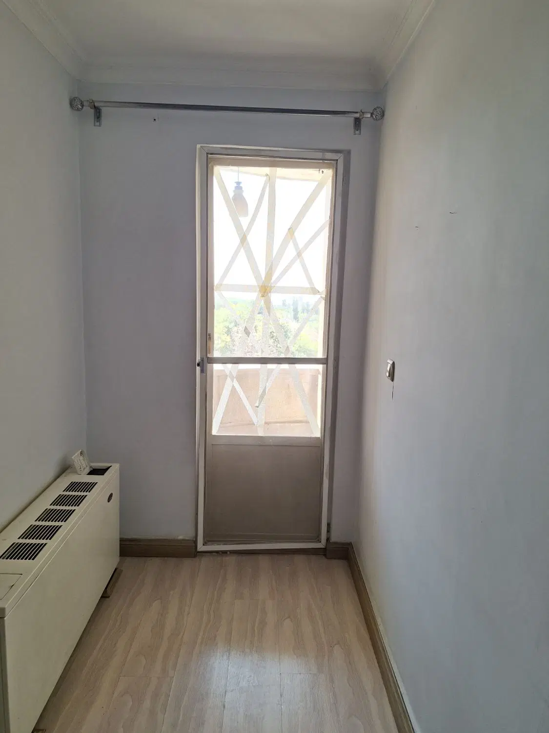 ازگل برج باغ ۹۰ متر ۲خواب رو به آفتاب