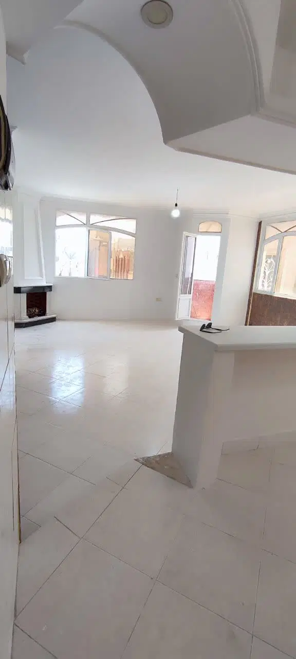 سندملکی_میدان شهدا_۲نبش_پارکینگ اختصاصی