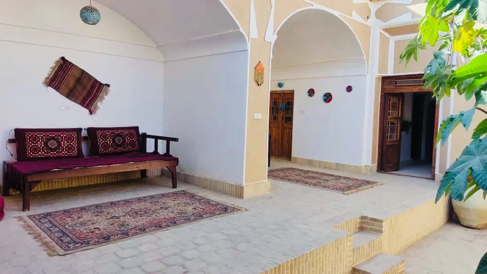 رزرو خونه سنتی گروهی_روزانه_بافت تاریخی_مرکز شهر