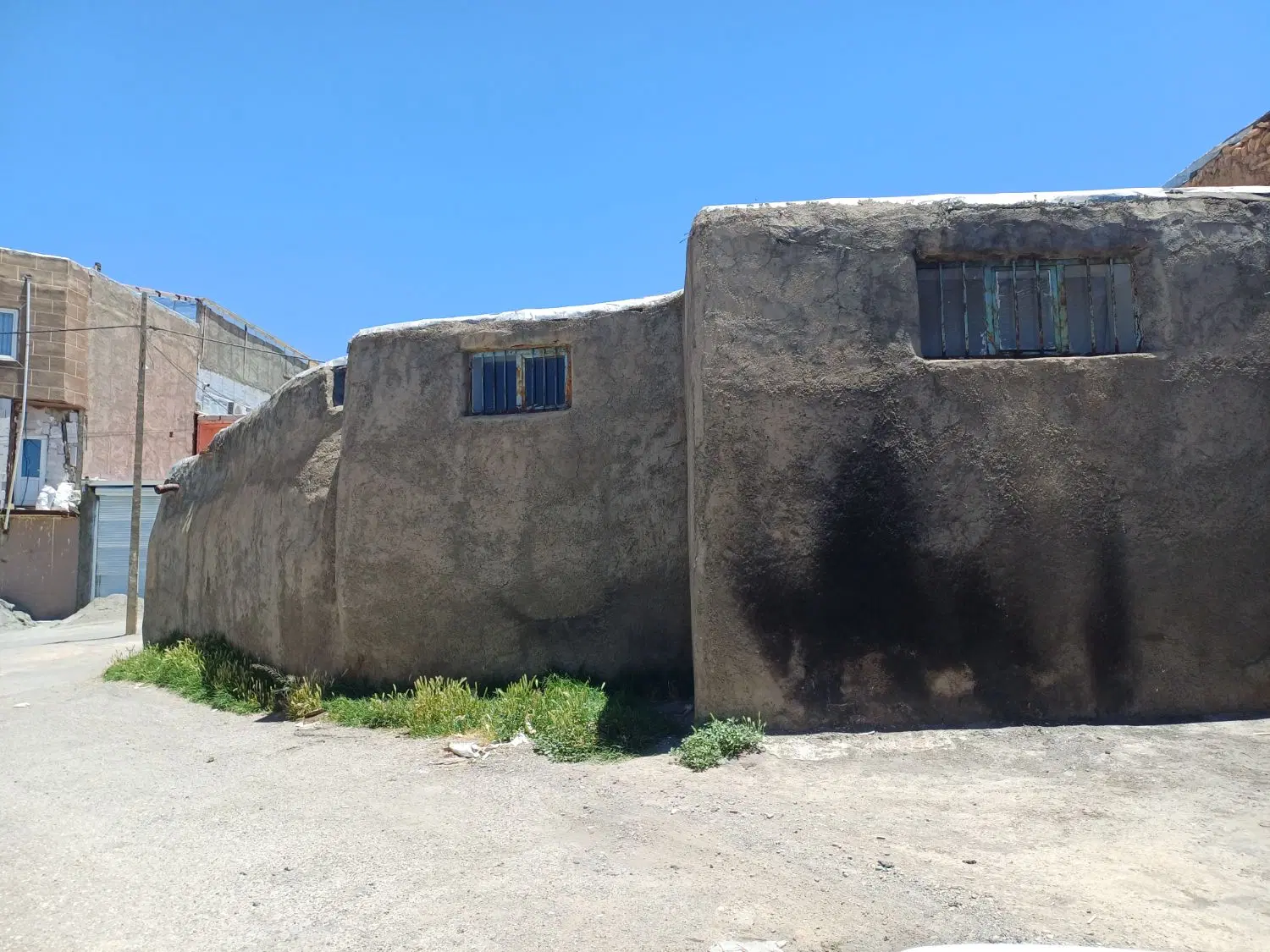 مسکونی کلنگی مرکز شهر