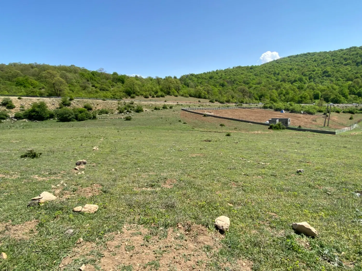 زمین در کمربندی کیاسر سمنان دوبر جاده