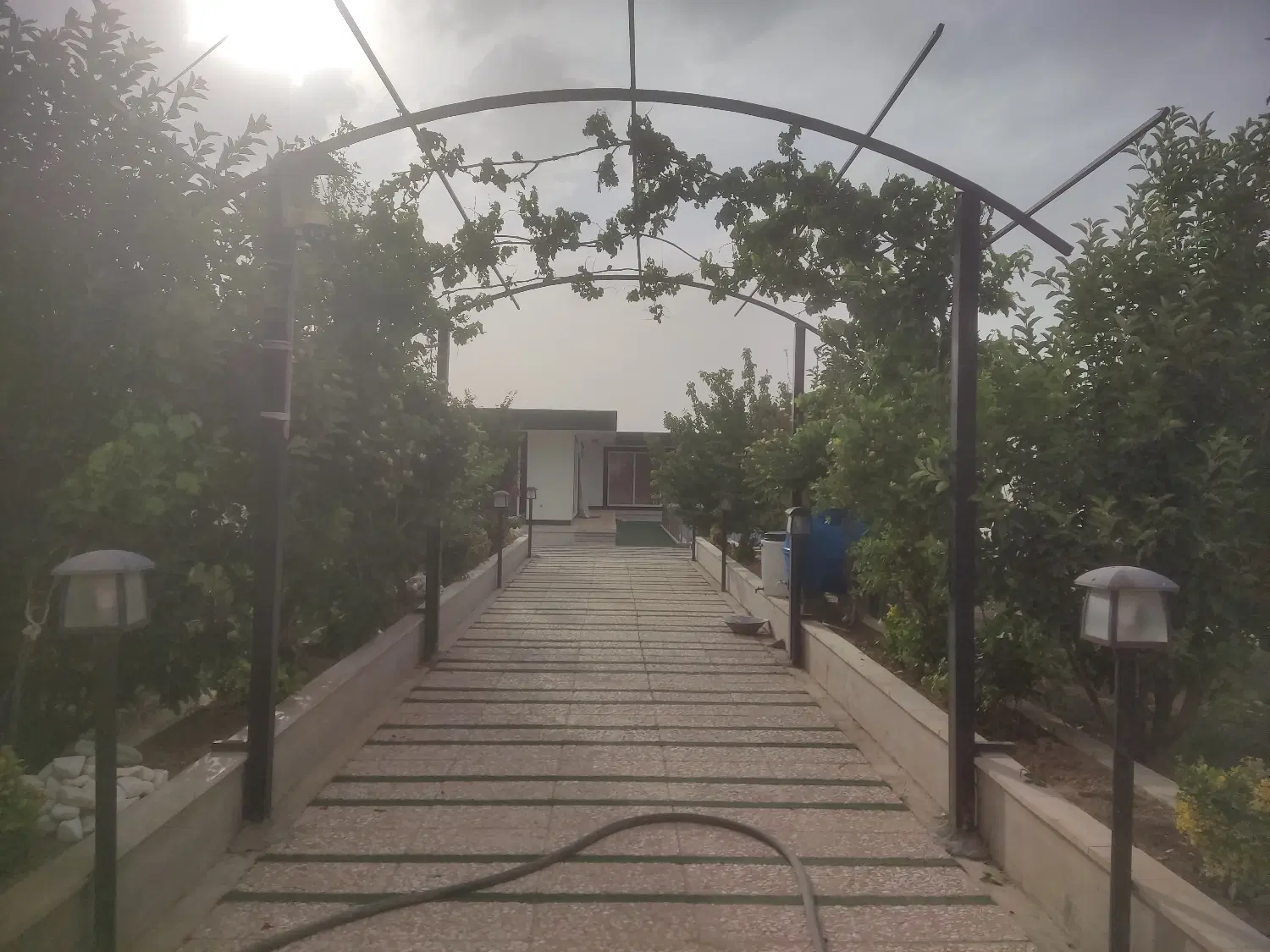 باغ ویلا لاکچری