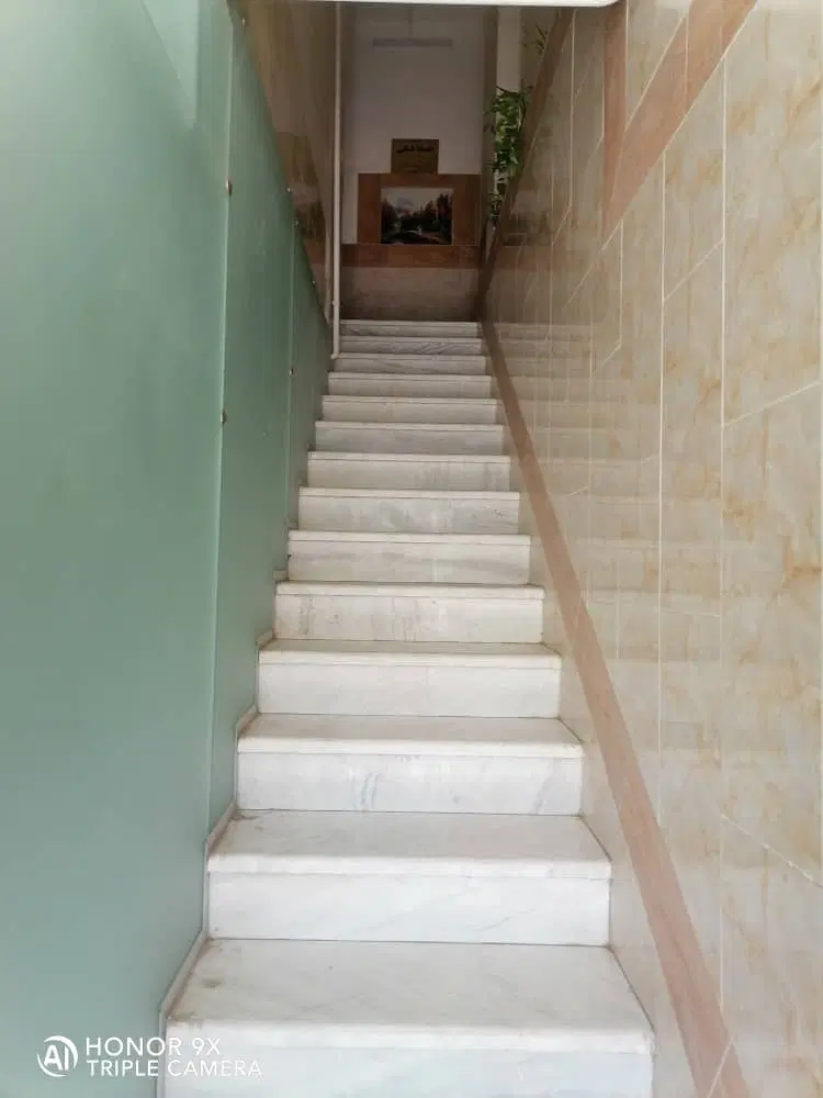 دفترکار اداری تجاری مرکز شهر نجف آباد