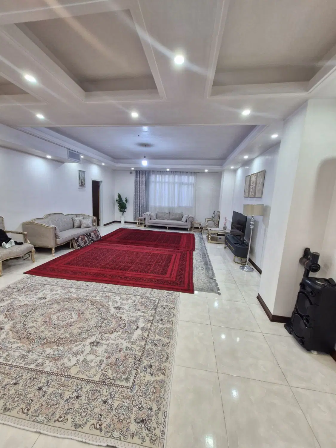 فروش آپارتمان ۱۱۷ متری صالحیه نگارستان