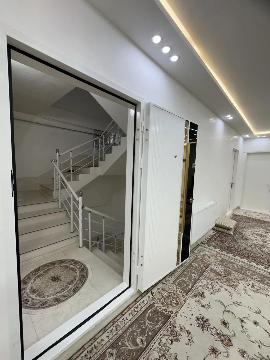 فروش یک واحد لوکس ۳ نبش کمربندی ولایت