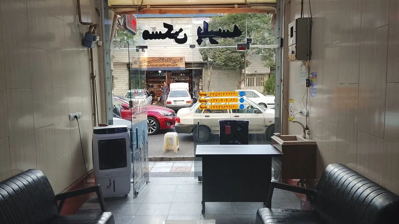 78متری