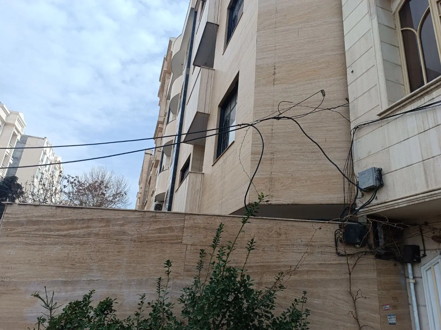 آپارتمان ۱۲۰ متری