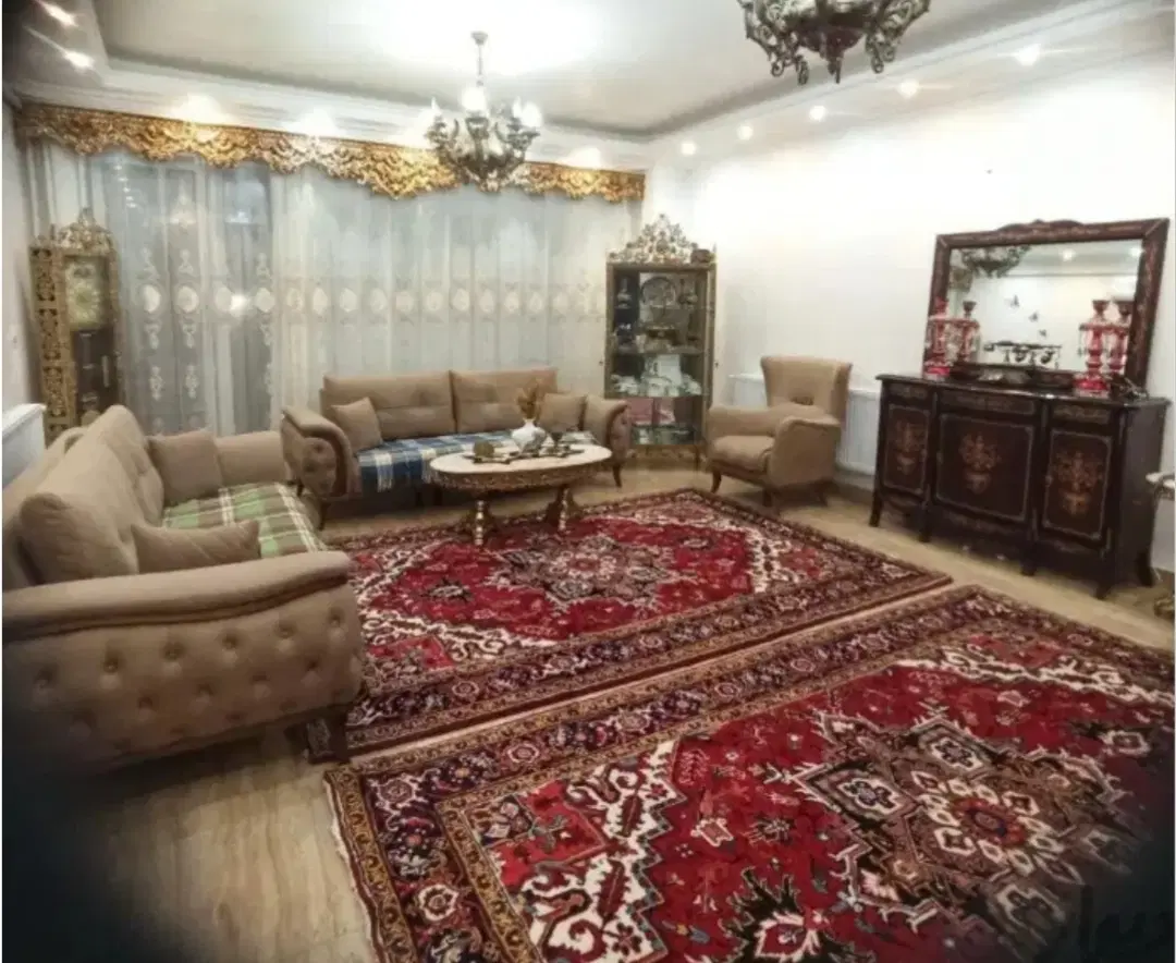 حیاط ویلایی