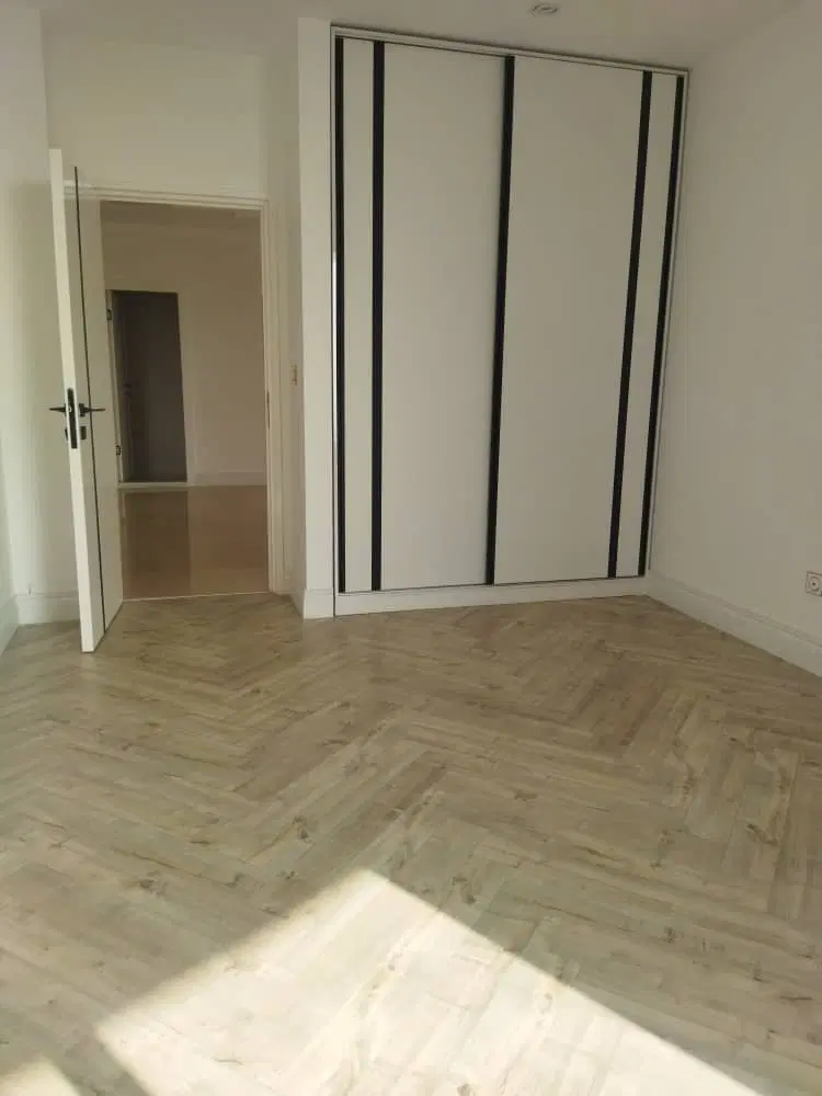 زعفرانیه ، ۱۰۰ متر مدرن