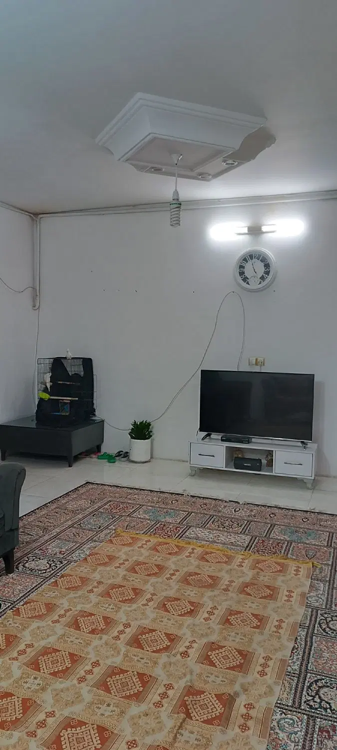 آپارتمان ۹۰ متر در ابوطالب 52