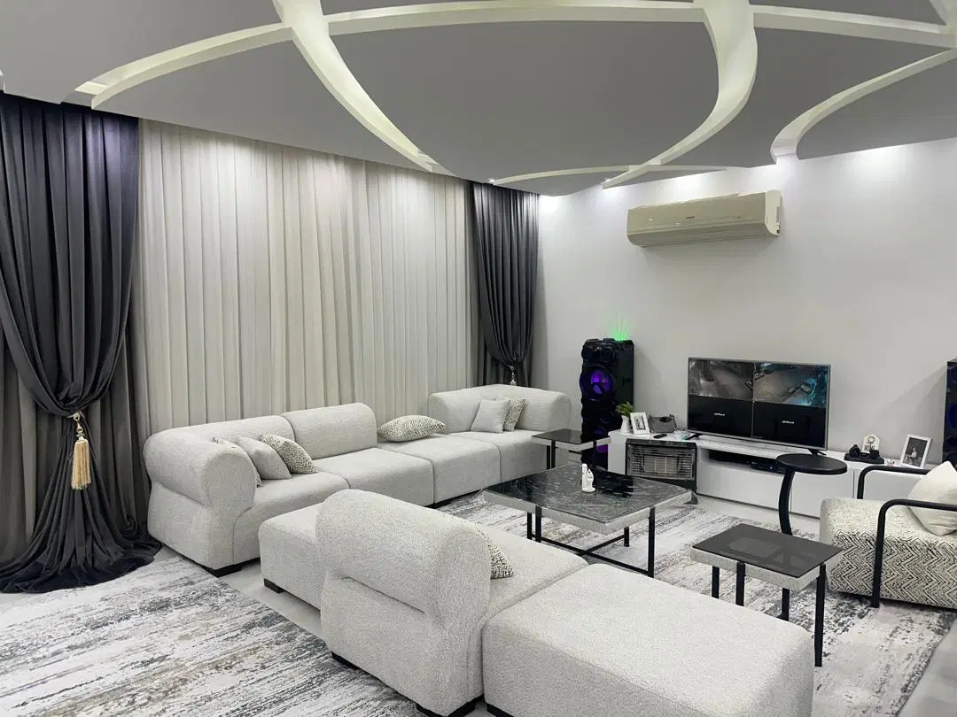 آپارتمان جهت رهن و اجاره 85متری2خواب کوی نیرو فاز3