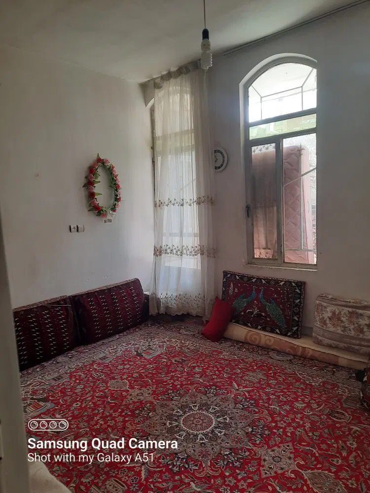 فروش خانه ۲۱۰ متری واقع در ملایر
