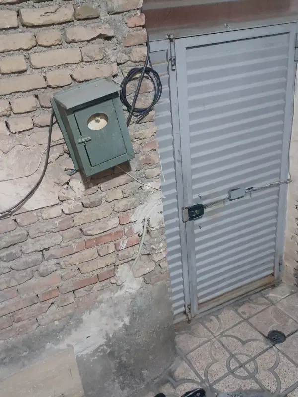 خانه اجاره ای دارای حیاط مشترک