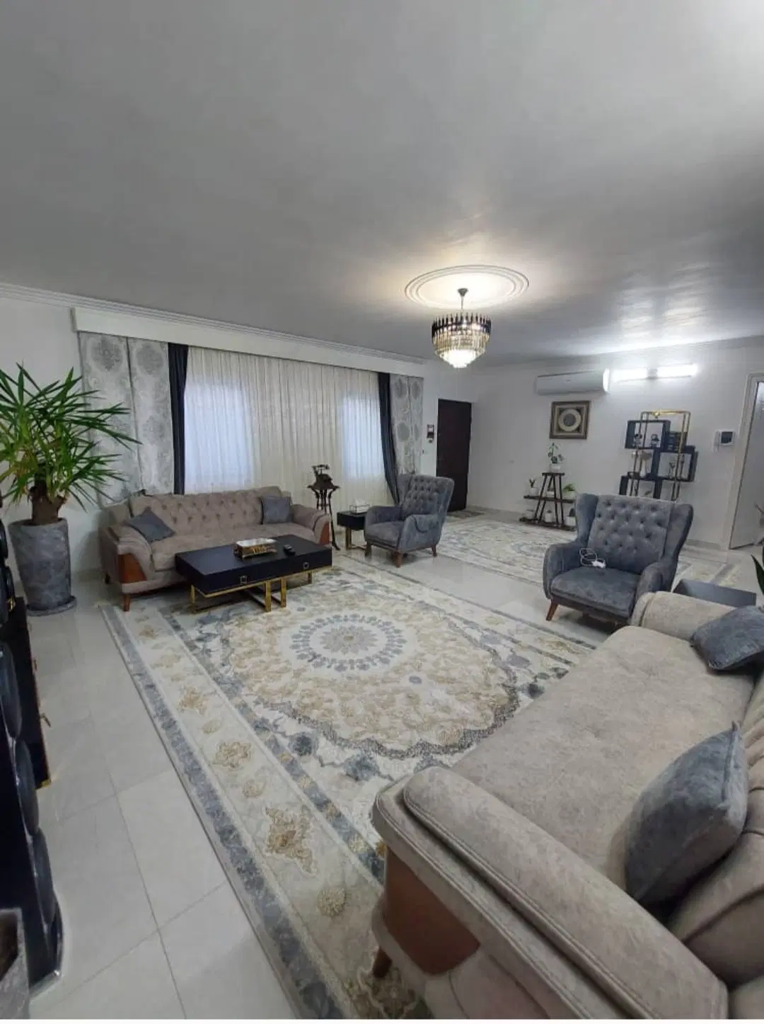 خانه ویلایی خوش ساخت و بازسازی شده در آمل