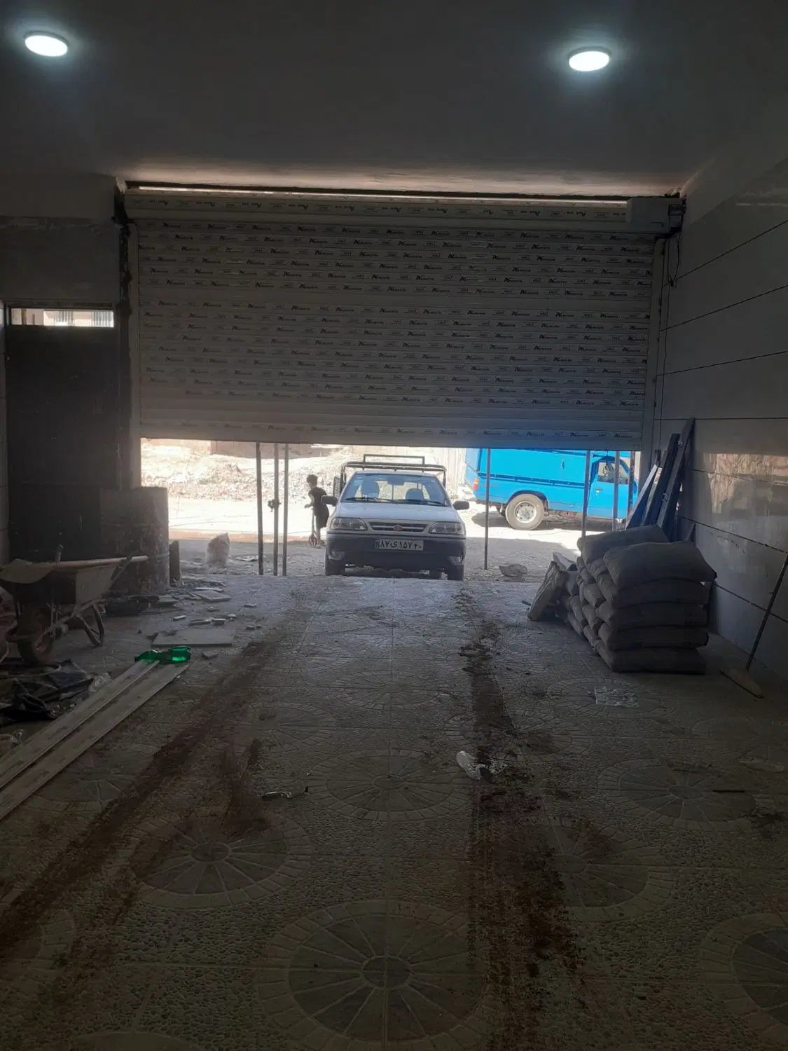 انبار ۱۰۰متری