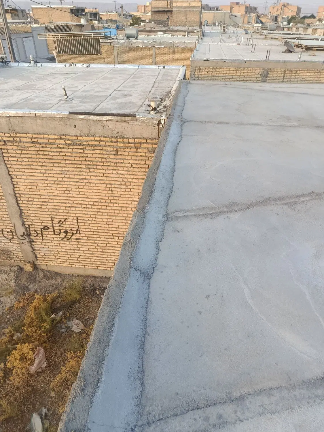 ملک مسکونی تجاری طرح دنا