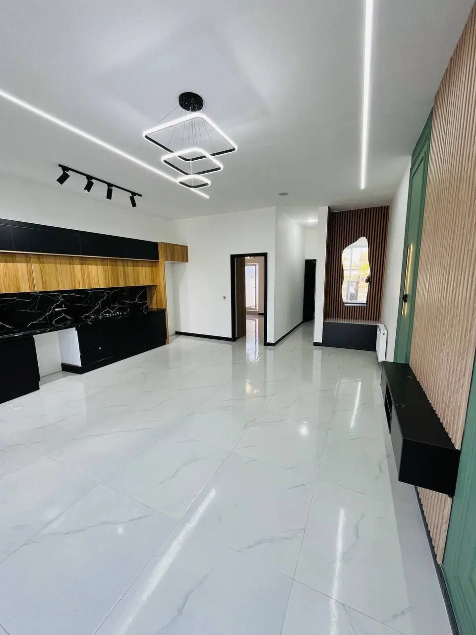 فرصت طلایی خرید۱۷۰مترویلافلت خوش نقشه فول امکانات