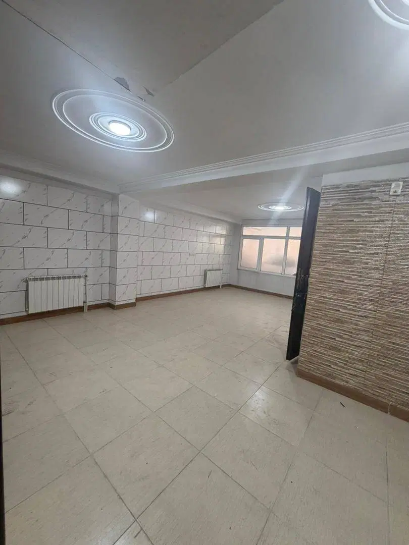 سوئیت ۷۰ متری طبقه همکف