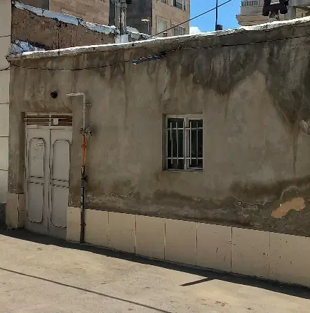 ۱۷۰ متر زمین با مجوز ساخت۴ طبقه روی پیلوت