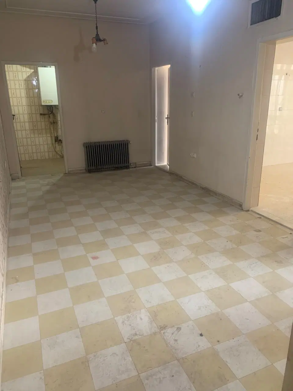 اداری ۳ خواب مرکزی ترین نقطه شهر