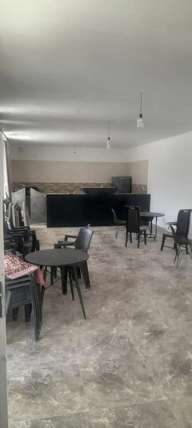 باغشهری قلات با ساختمان سند تک برگ