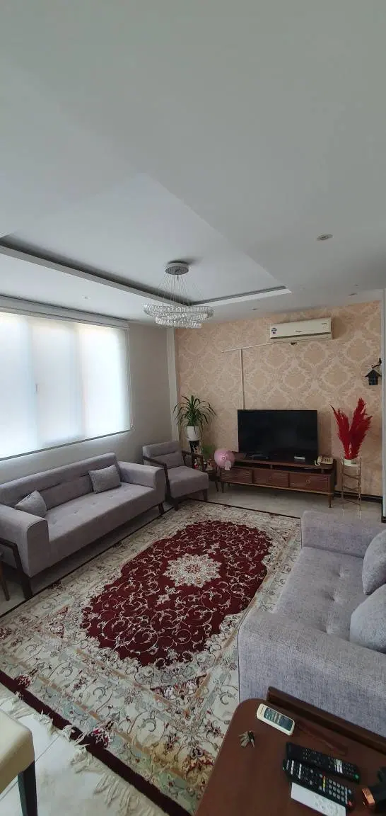 ۷۶ متری ، دو خوابه ، فول امکانات ، تفرشی