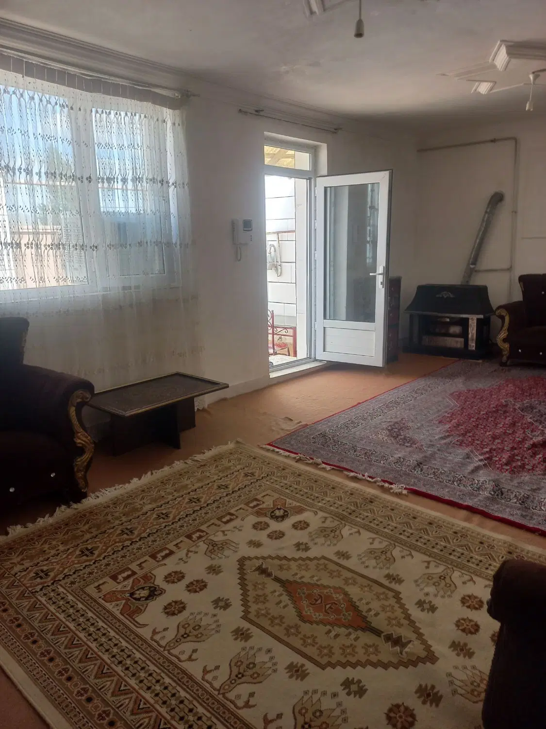 رهن اجاره در پایین کوه دربند زنجان بهترین آب هوا