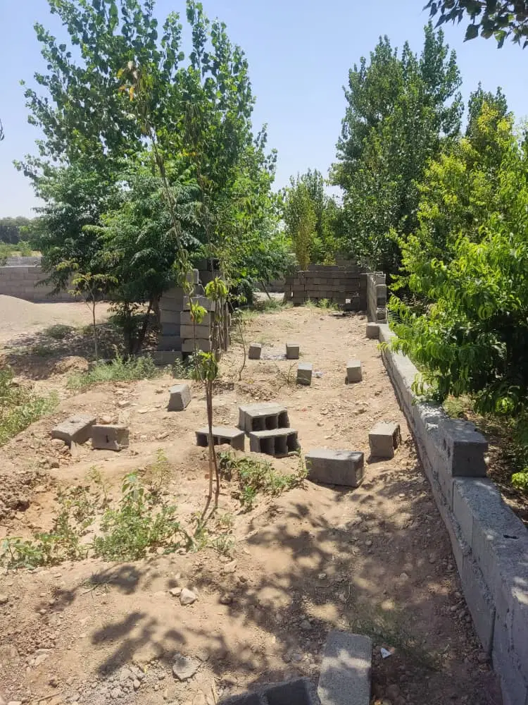 زمین باغ