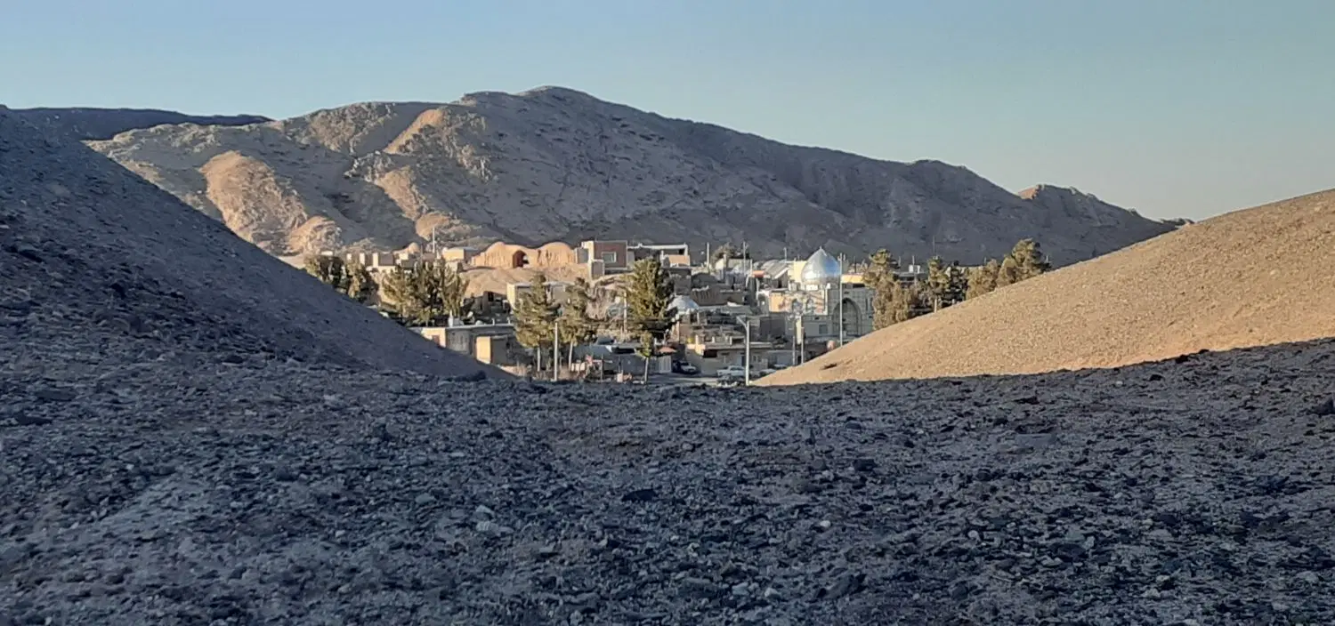 زمین فروشی