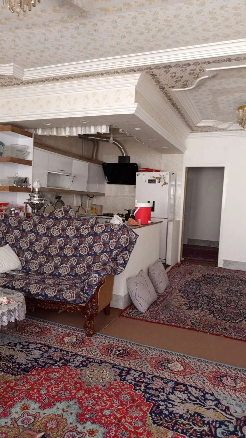 ملک در طبرسی 12