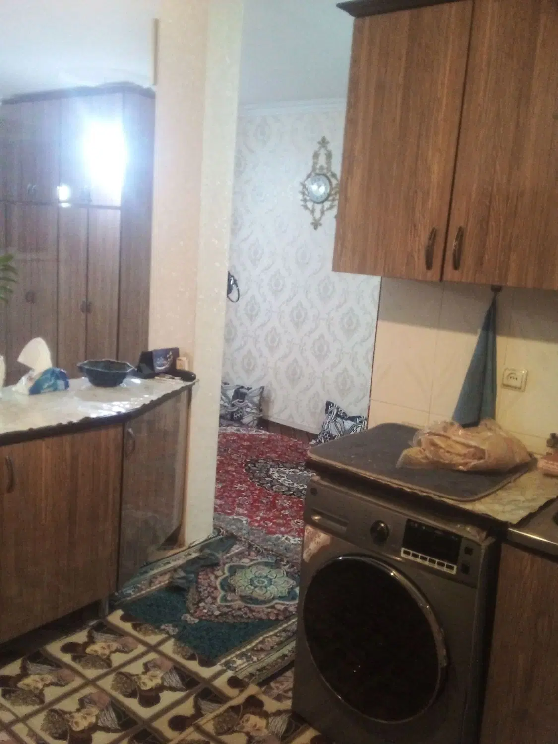 حیاط دربستی دو طبقه