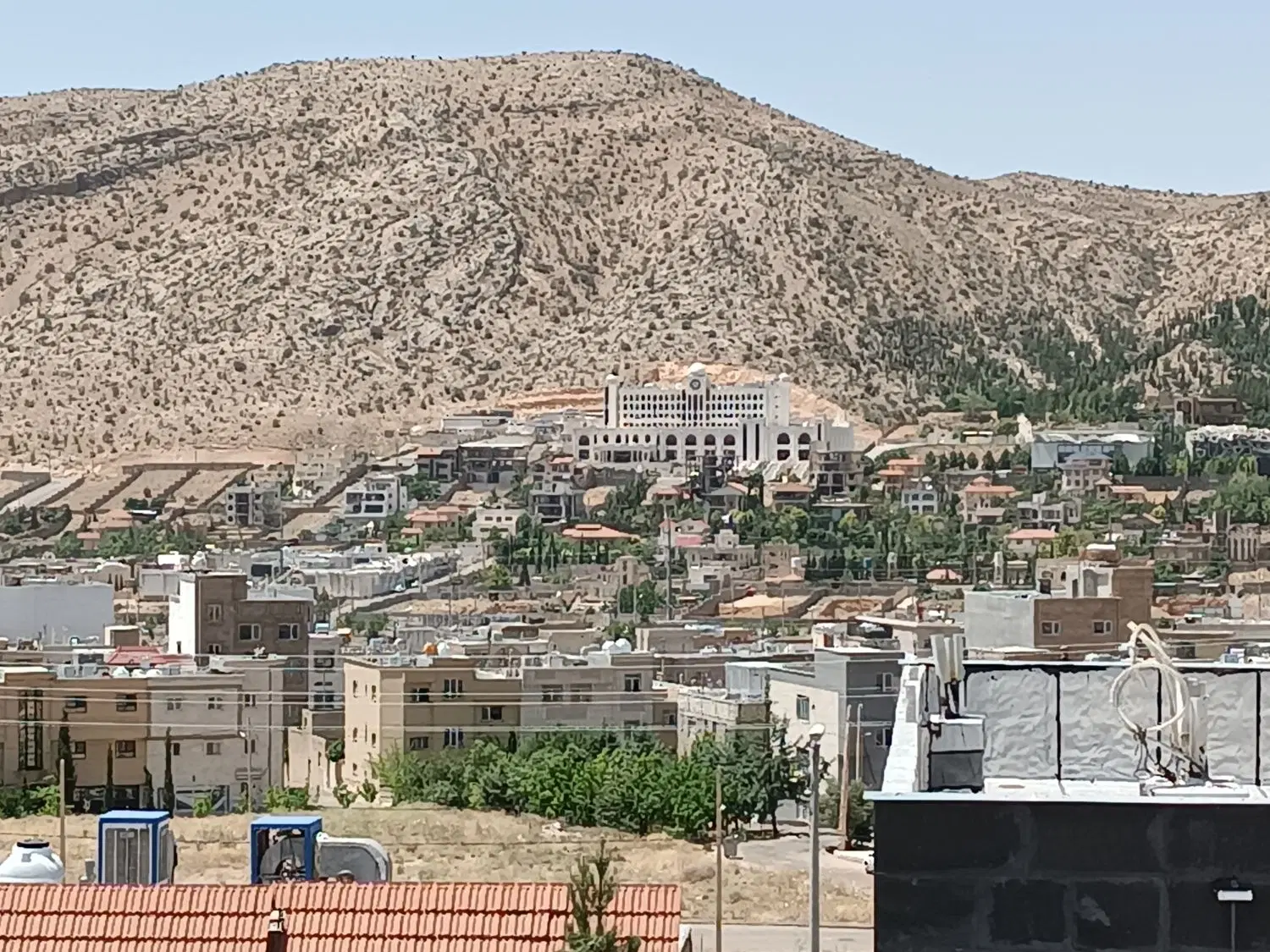 زمین پروانه دار صدرا فاز یک
