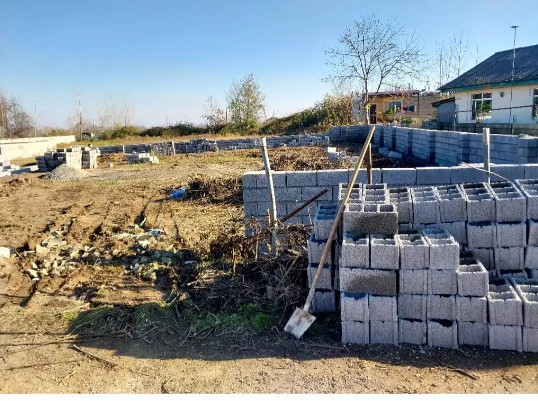 یک قطعه زمین ۵۰۰ متری حوریان