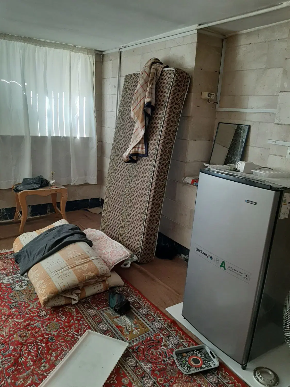 خانه  زیر زمین دو پله