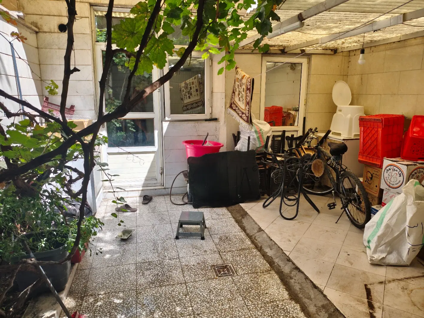 آپارتمان ۵۶ متری تک واحدی