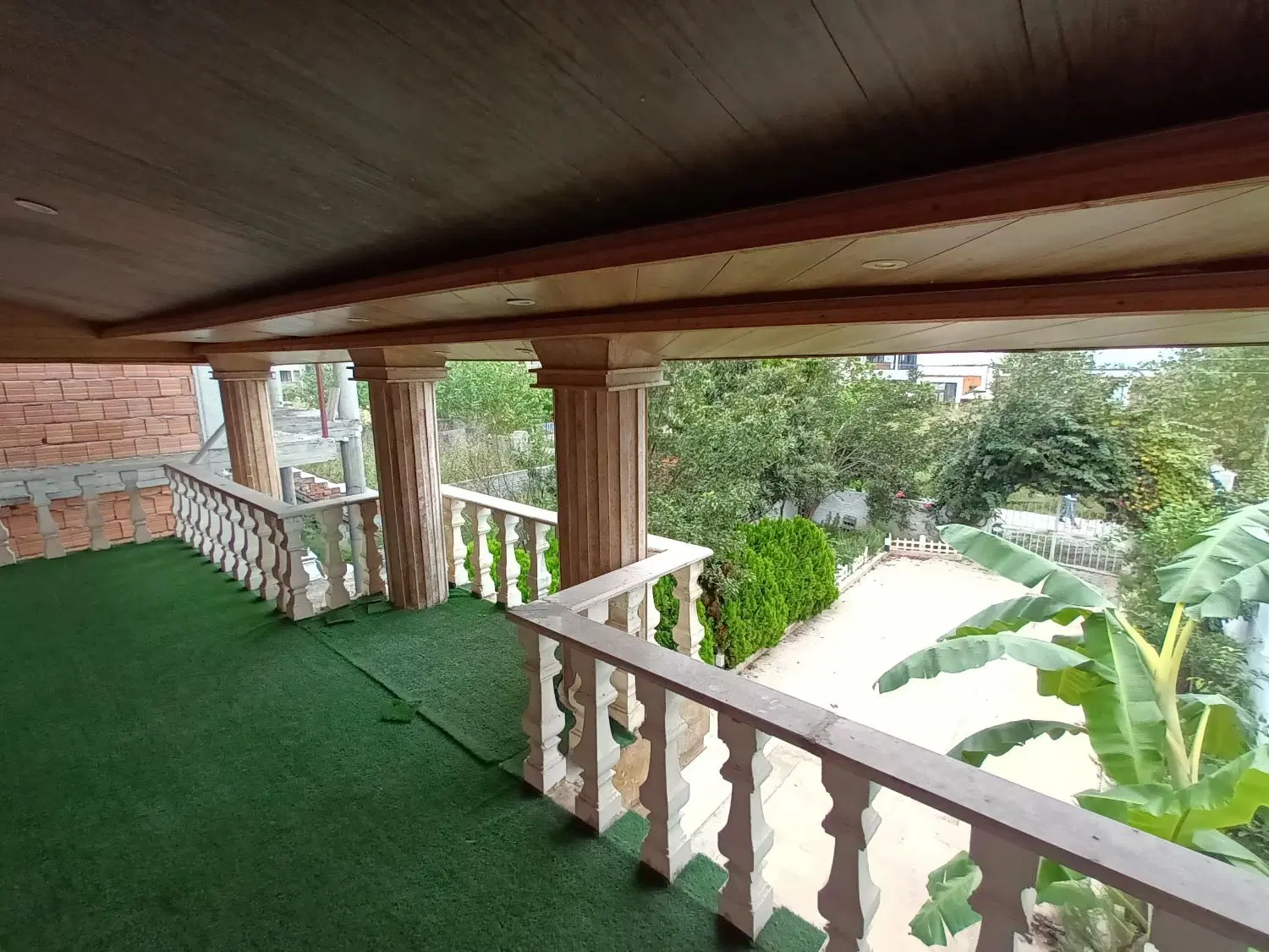 ویلای دوبلکس نماسنگ داخل شهرک معتبر و برند