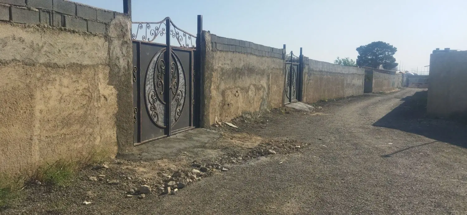 چهار دیواری باغی