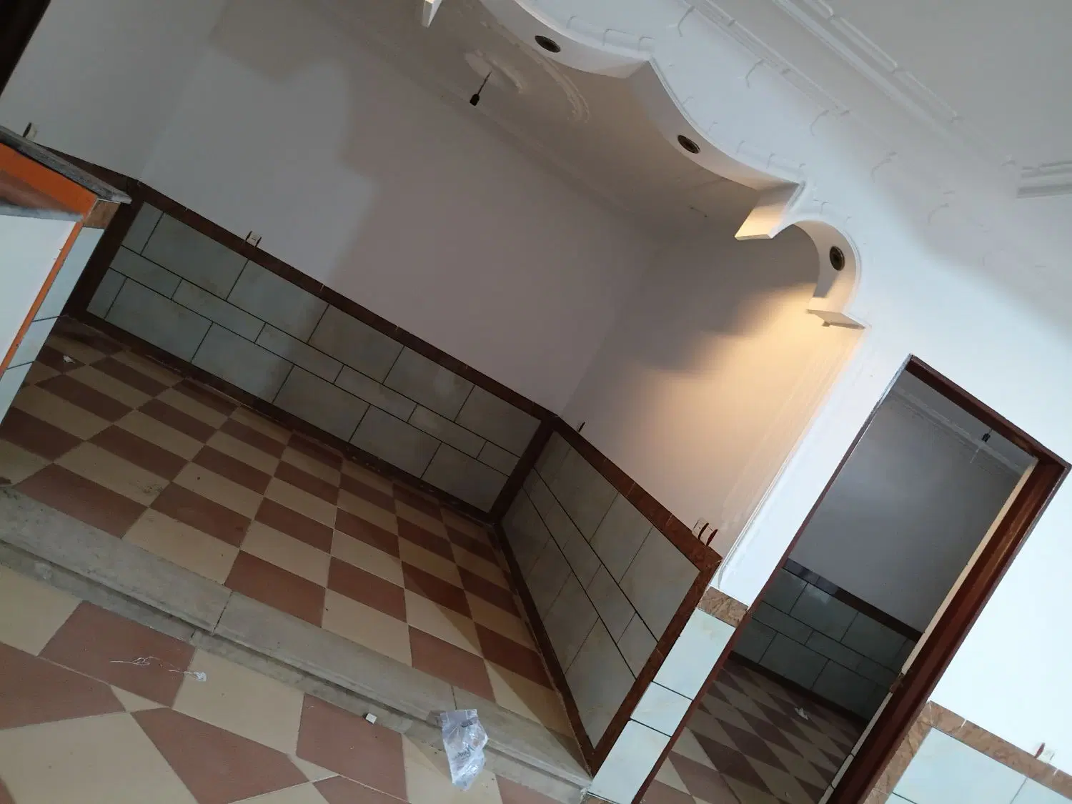 اجاره خانه واقع در بلوار امام سجاد 20