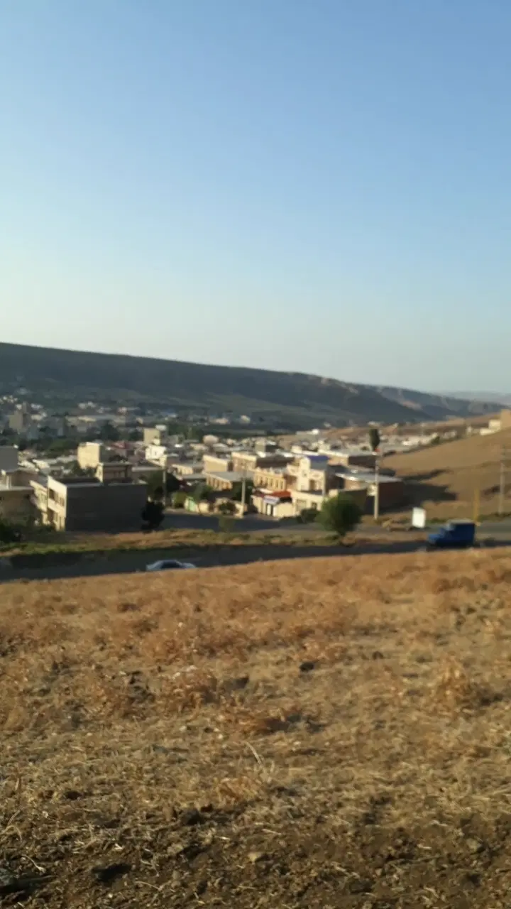 زمین فروشی