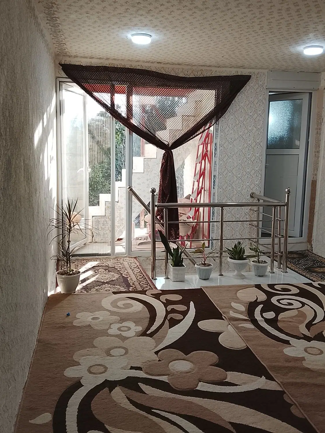 اجاره خانه ویلایی  شهری گواب زمیخ میدان مادر
