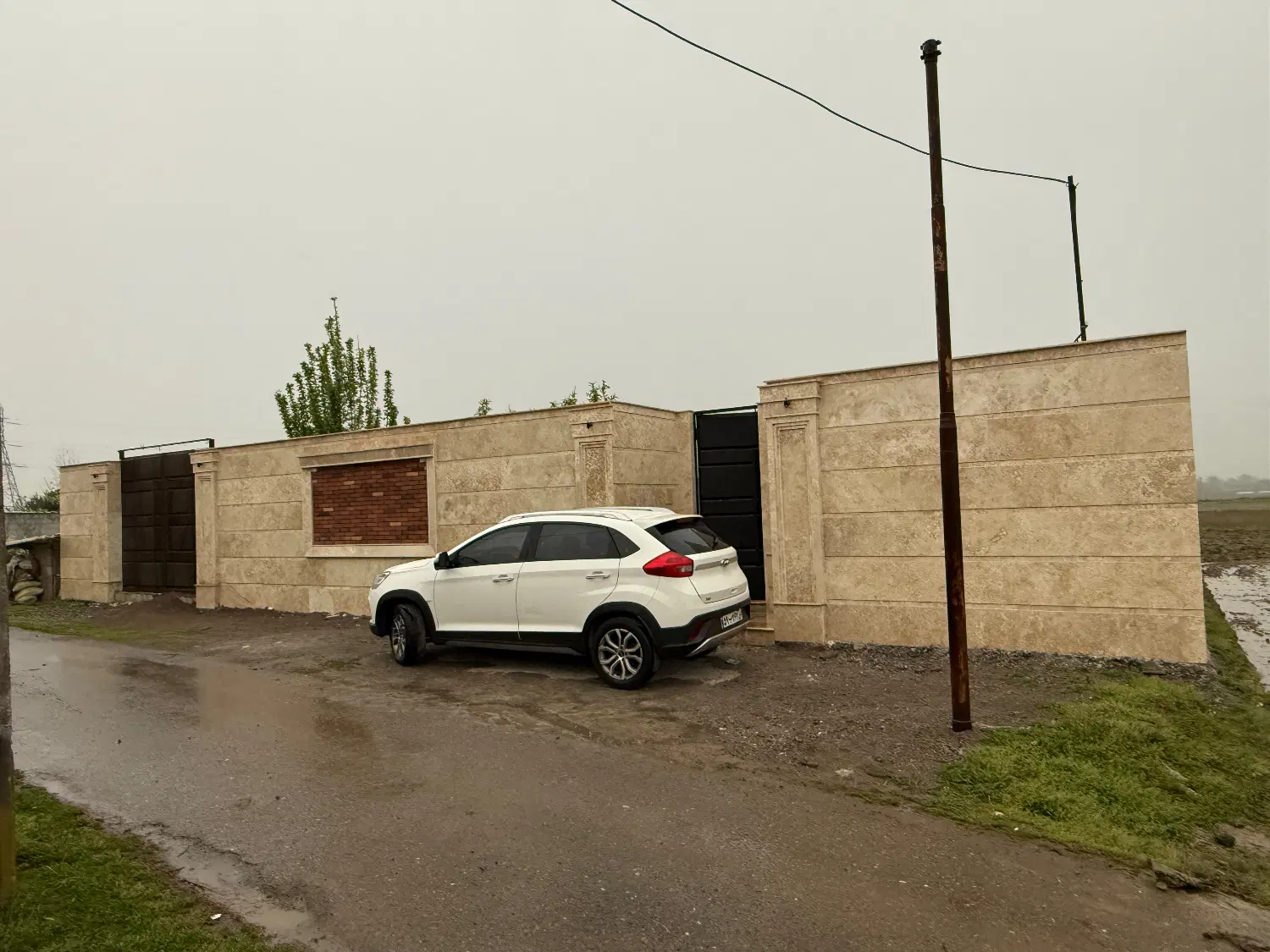 زمین مسکونی