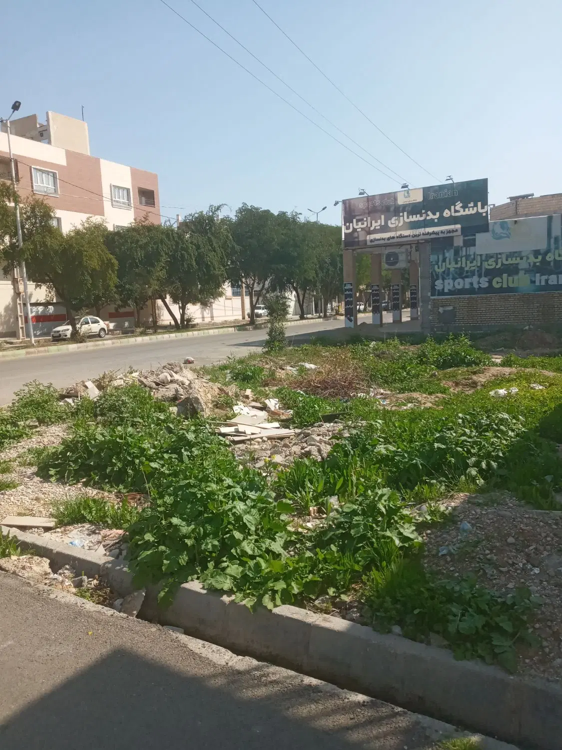 زمین ۹۱ متری ولایت