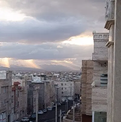 زمین،خانه ویلایی کوچه مشکی
