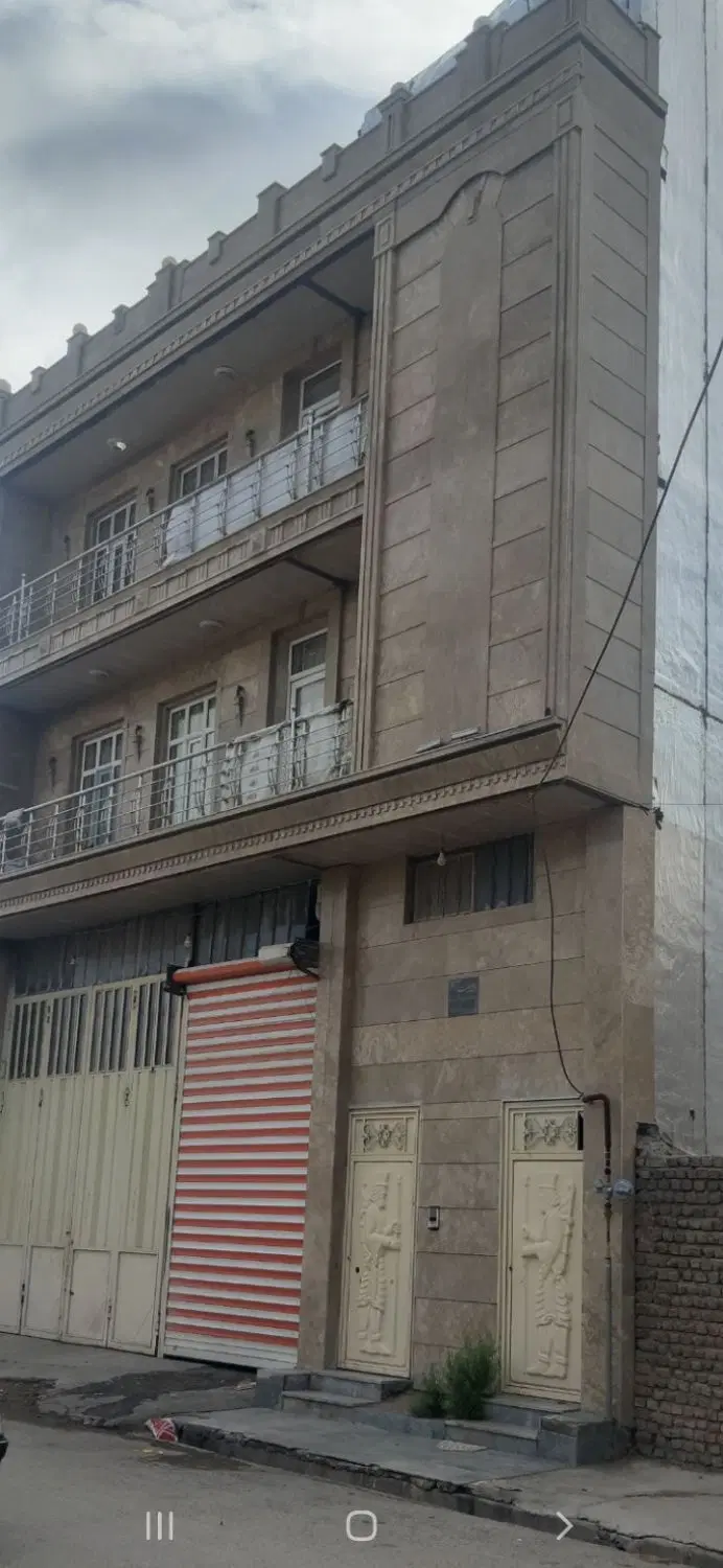 فروش خونه سه طبقه در فیروزآباد