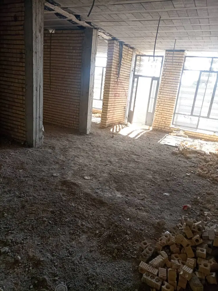 فروش خانه ویلایی اسکلت سقف زده