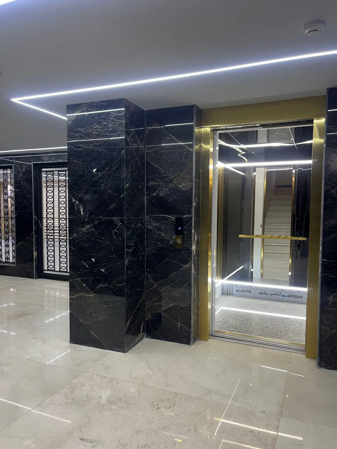 آپارتمان نوساز ۹۸ متری نوساز