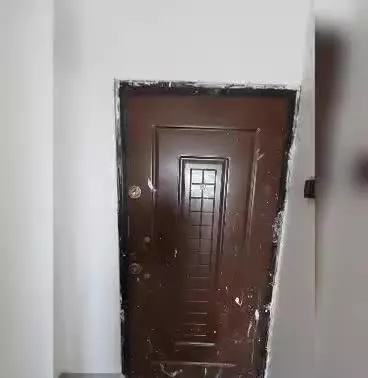 آپارتمان ۱۶۰ متری سه خواب فول آمکانات