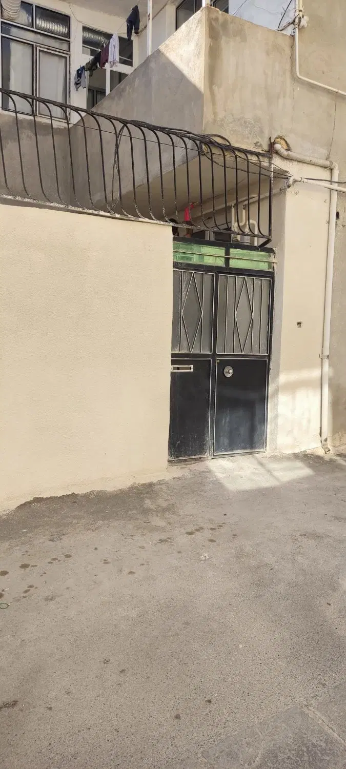خانه ۹۳ متری سند آزاد شیک و نقلی